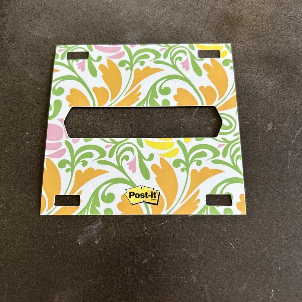 Post-it Notes Refillable Pop-Up Dispenser‎ 3-D Floral Flowers Two Sided Design